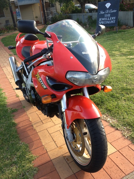 1998 SUZUKI 1000CC TL1000S