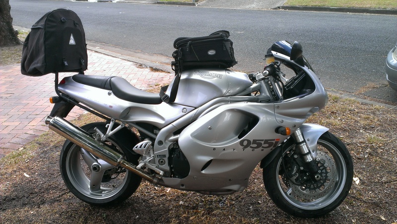1999 TRIUMPH 955CC T955i (DAYTONA 955i)