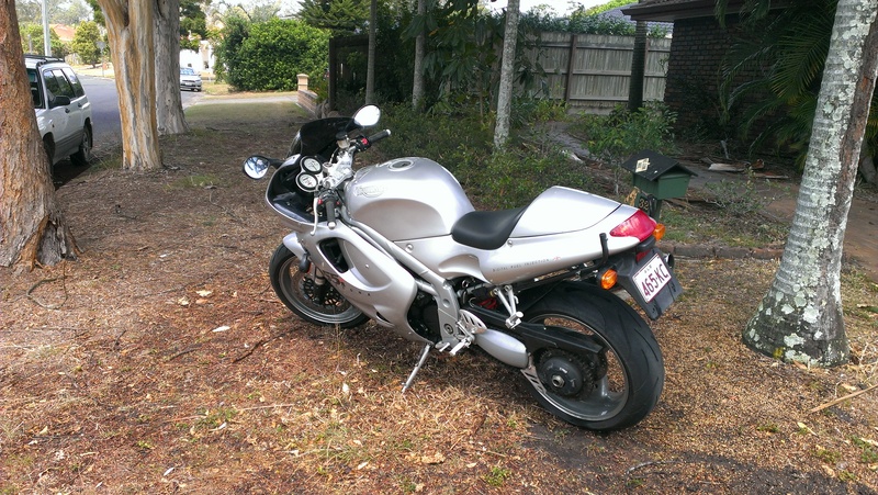 1999 TRIUMPH 955CC T955i (DAYTONA 955i)