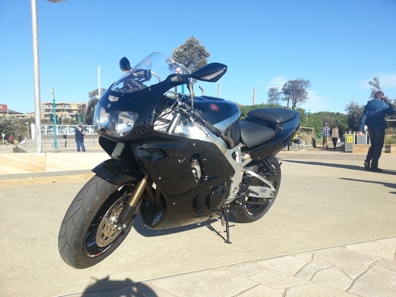1995 HONDA 900CC CBR900RR (FIREBLADE)