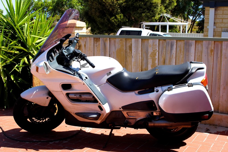 2001 HONDA 1100CC ST1100A