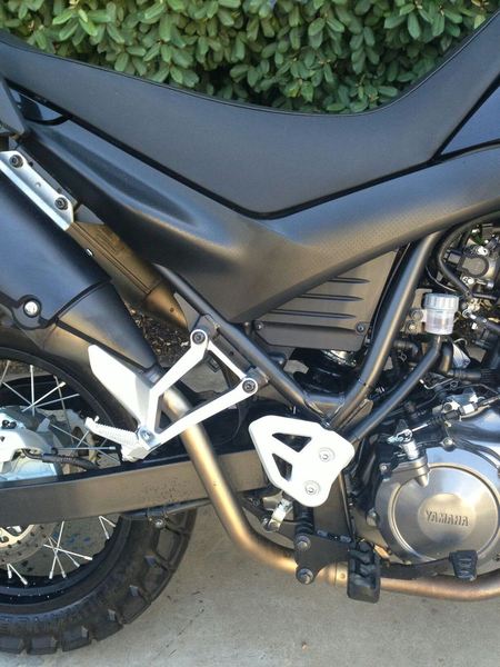 2010 YAMAHA 660CC XT660R 08