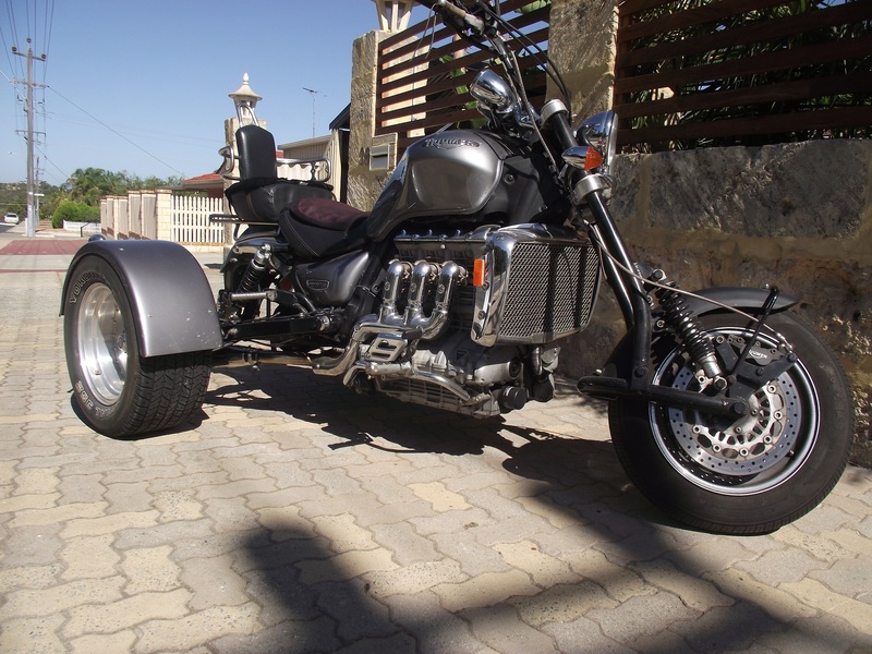 2005 TRIUMPH 2300CC ROCKET III MY05