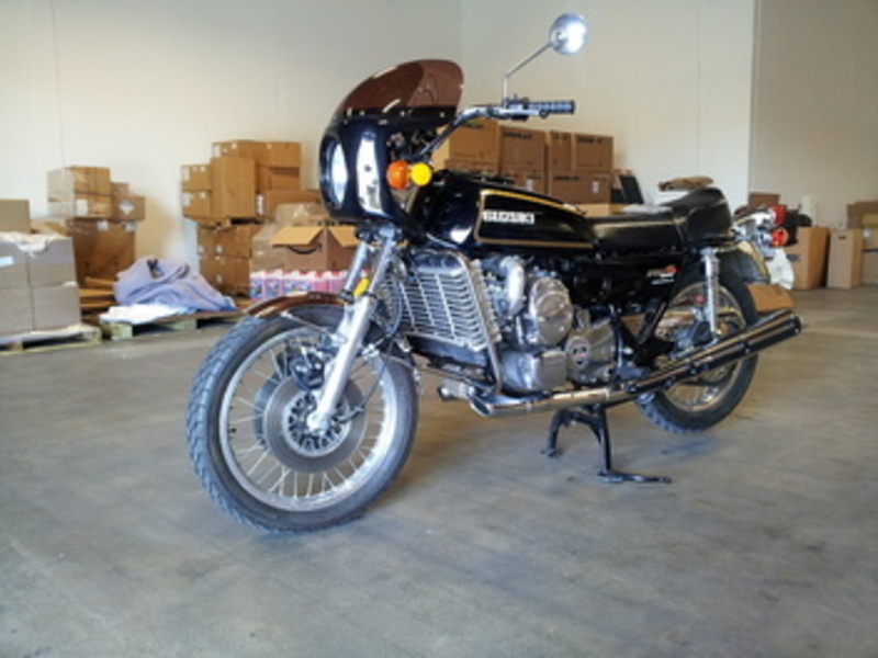 1976 SUZUKI 500CC RE5