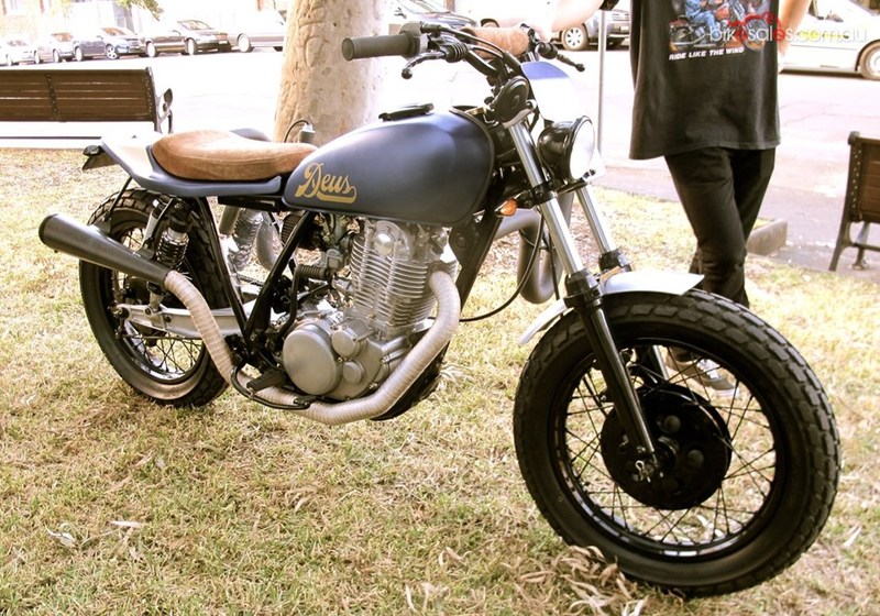 1985 Yamaha SR 400 