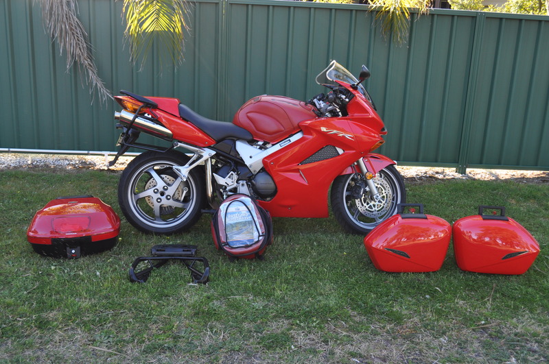 2004 HONDA 800CC VFR800F (VFR800Fi) 4
