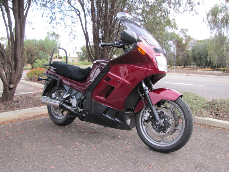 1995 KAWASAKI 1000CC GTR1000 (ZG1000)