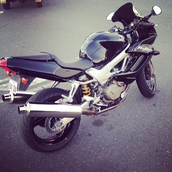 2006 HONDA 1000CC VTR1000F (FIRESTORM) 4