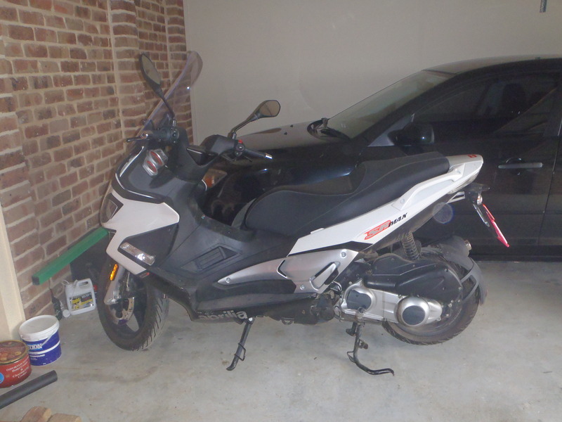 2012 APRILIA 300CC SR MAX 300
