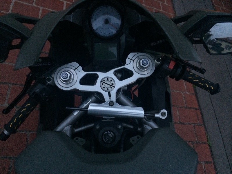 2004 DUCATI 750CC 749s MY04