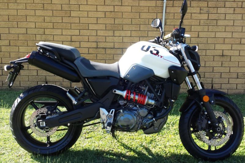 2014 YAMAHA 660CC 13 MT-03 (LAMS)