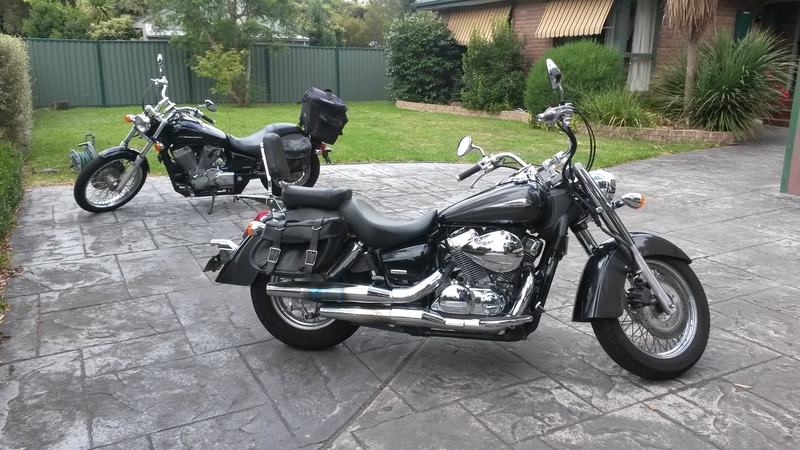 2010 HONDA 400CC VT400 9