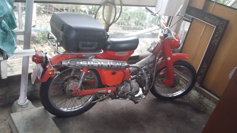 1968 HONDA 90CC C90 SCOOTER