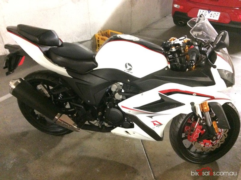 2014 LARO 250CC R11
