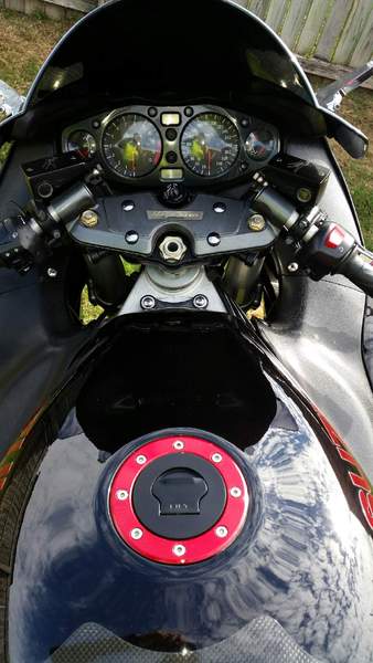 1999 SUZUKI 1300CC GSX1300R (HAYABUSA)