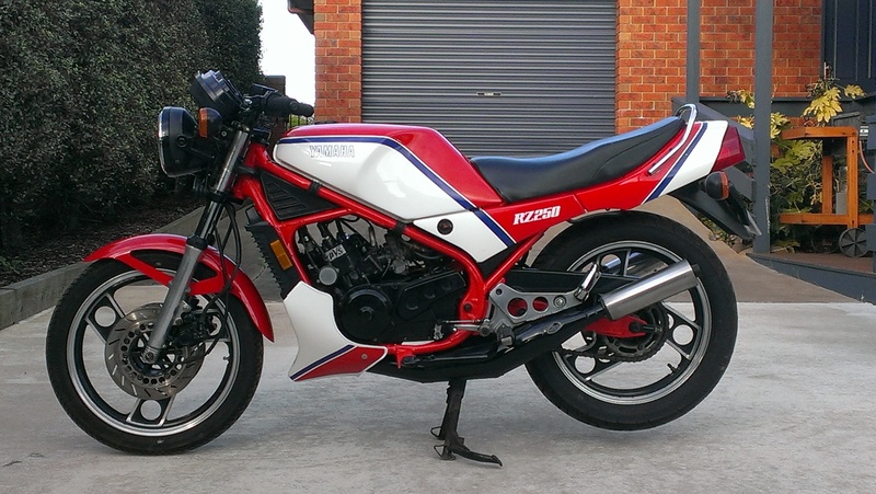 1983 YAMAHA 250CC RZ250