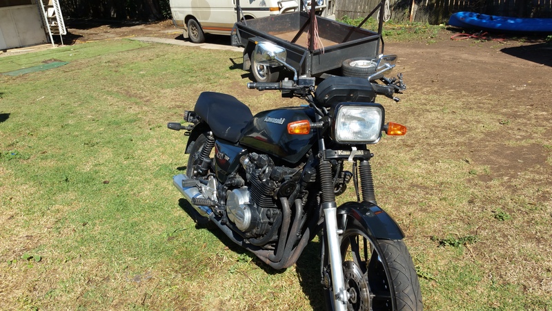 1982 KAWASAKI 750CC GT750 (Z750P)