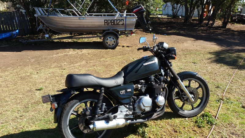 1982 KAWASAKI 750CC GT750 (Z750P)