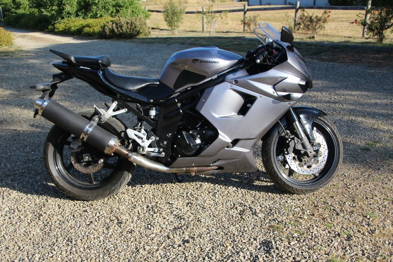 2010 HYOSUNG 650CC GT650R MY10