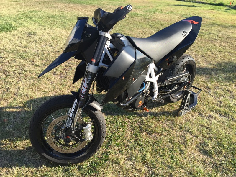 2008 KTM 690CC 690 SUPERMOTO