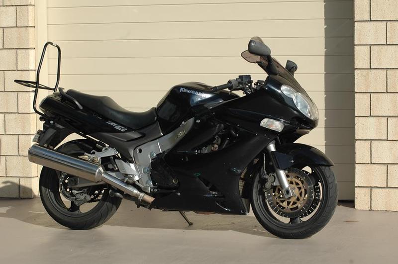 2002 KAWASAKI 1200CC ZZ-R1200 C1
