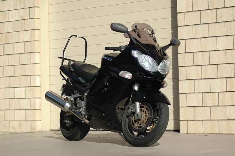 2002 KAWASAKI 1200CC ZZ-R1200 C1