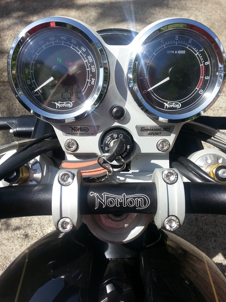 2015 NORTON 960CC COMMANDO 961 SPORT