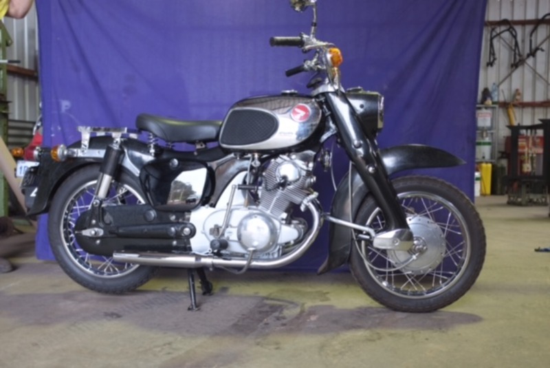 1966 honda dream 305cc ca77 A78 DREAM C