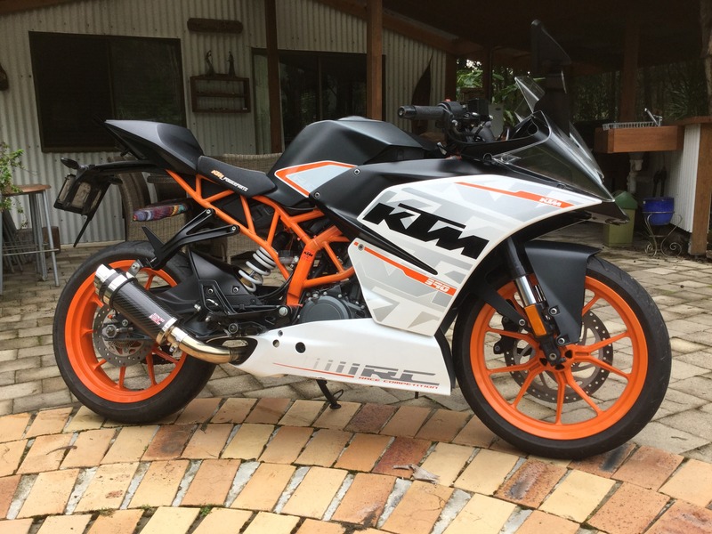 2015 KTM RC390