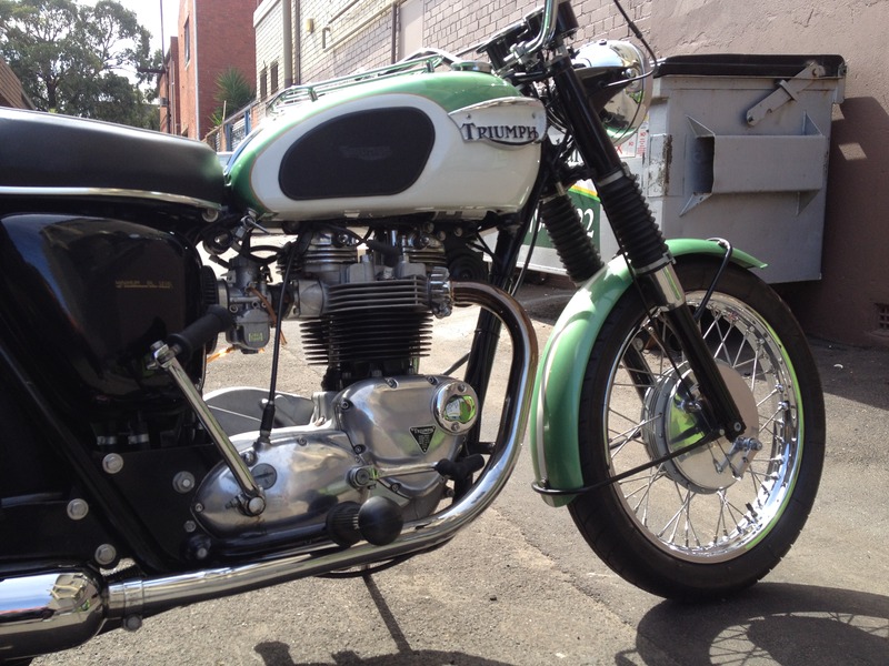 1967 TRIUMPH 650CC TR6 TROPHY "SPORTS"
