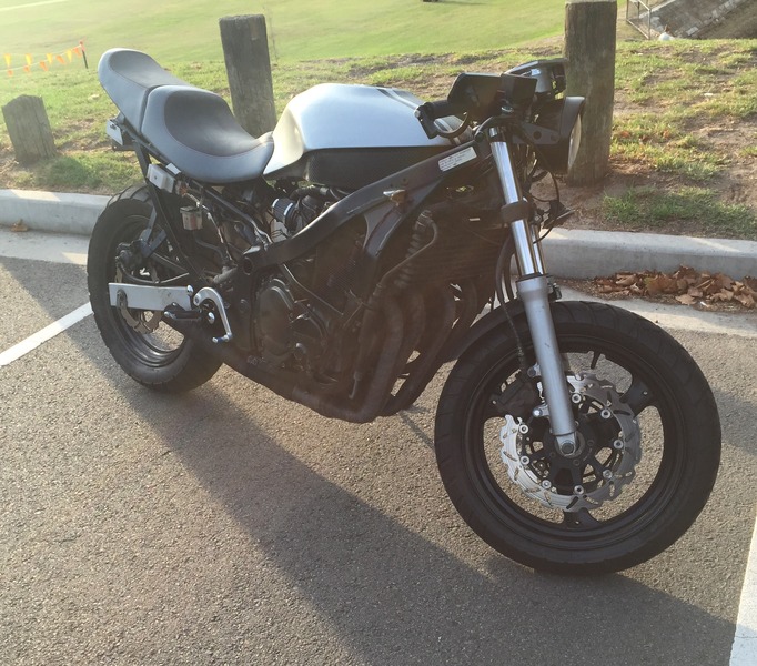 1990 SUZUKI 600CC GSX600F