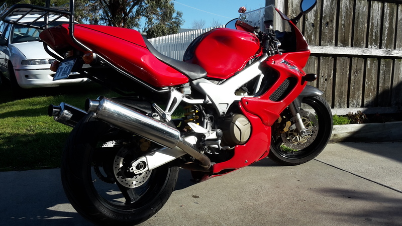 2004 HONDA 1000CC VTR1000F (FIRESTORM) 4
