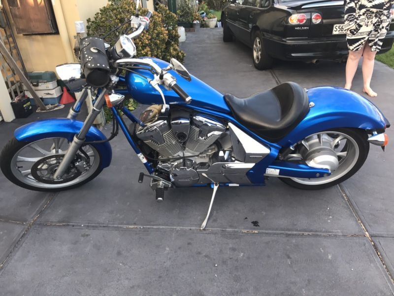 2009 HONDA 1300CC CXABS