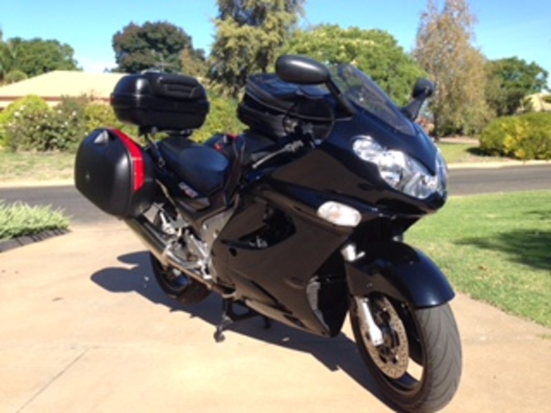 2002 KAWASAKI 1200CC ZZ-R1200 C1