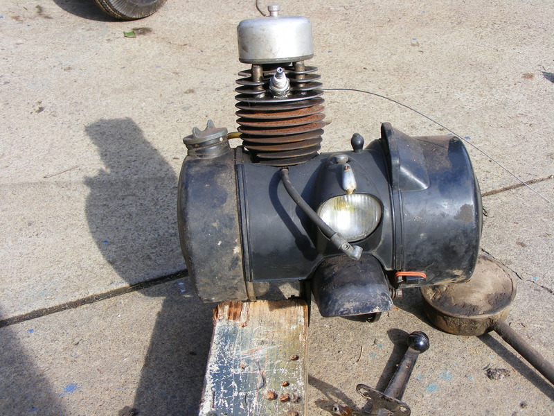VELOSOLEX AUTO CYCLE TWO STROKE ENGINE