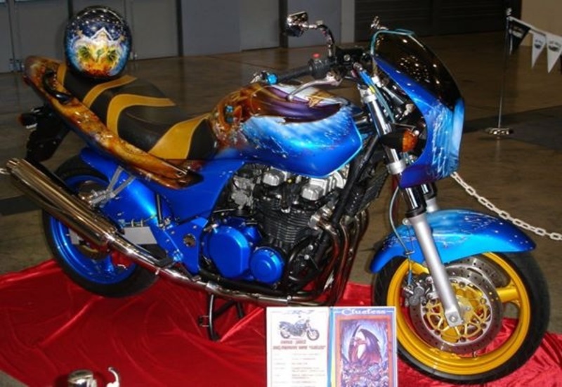 1999 KAWASAKI 750CC ZR-7 (ZR750)