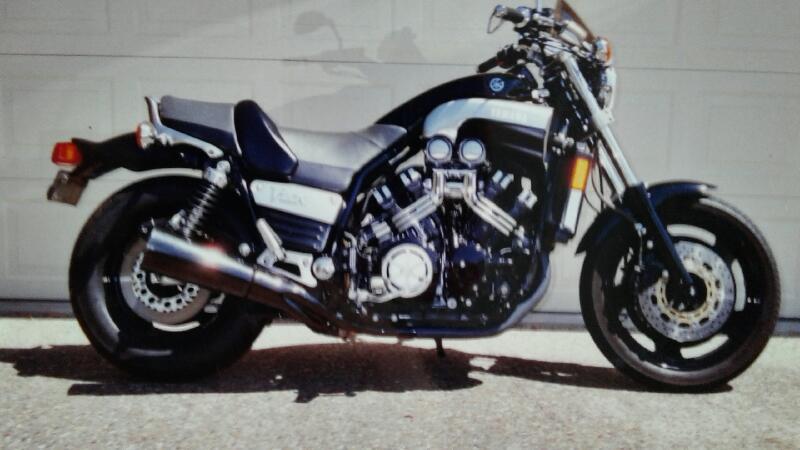 1996 YAMAHA 1200CC VMX1200 (VMAX)