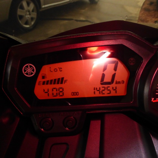 2010 YAMAHA 600CC XJ6F MY10