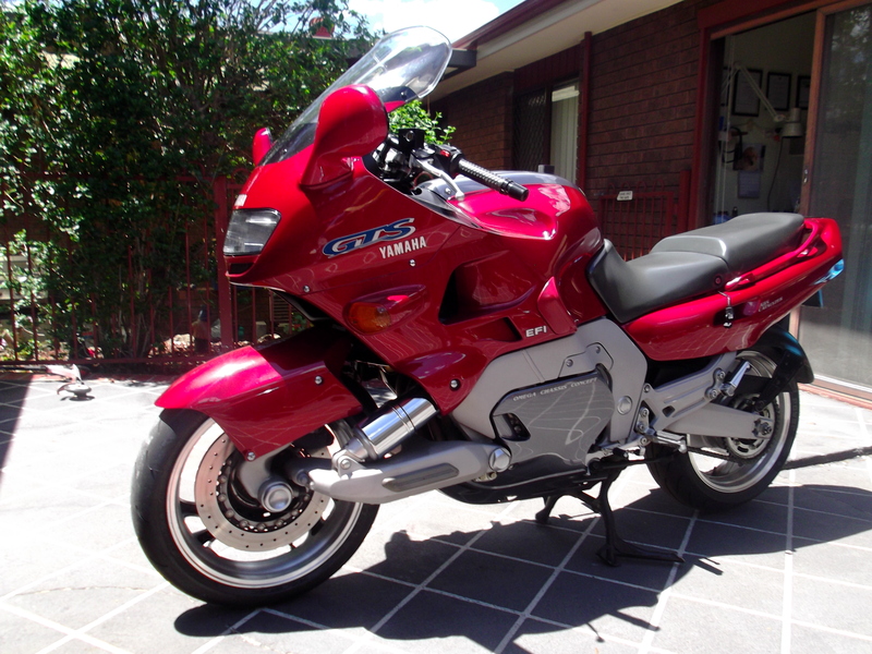 1993 YAMAHA 1000CC GTS1000A