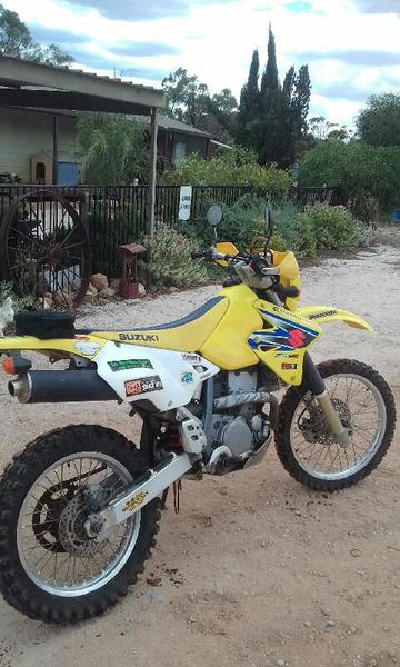 2005 SUZUKI 400CC DR-Z400 S K6