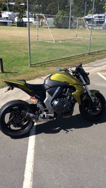 2008 HONDA 1000CC CB1000R 9