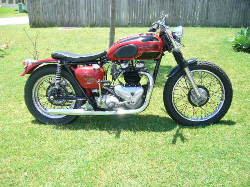 1956 TRIUMPH 650CC TR6 TROPHY