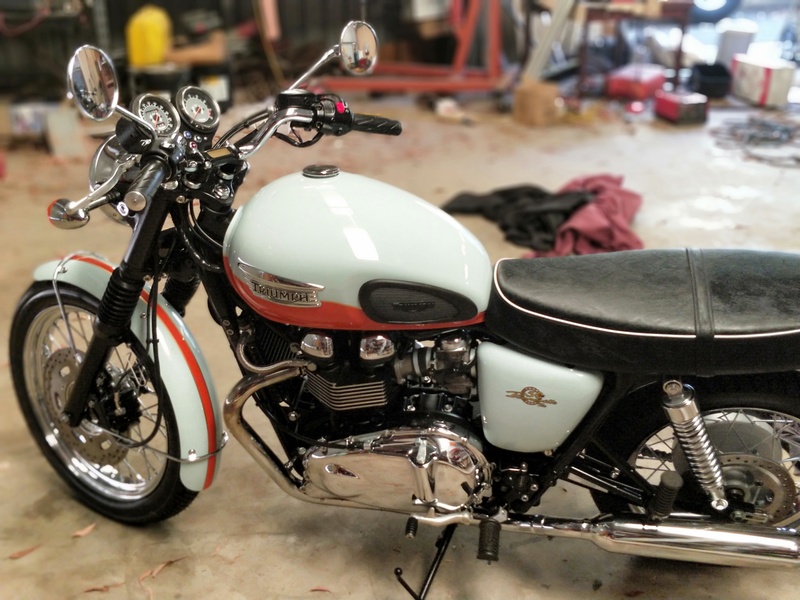 2009 TRIUMPH 865CC BONNEVILLE SE MY09