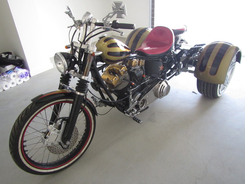 1973 HARLEY-DAVIDSON BOBBER TRIKE