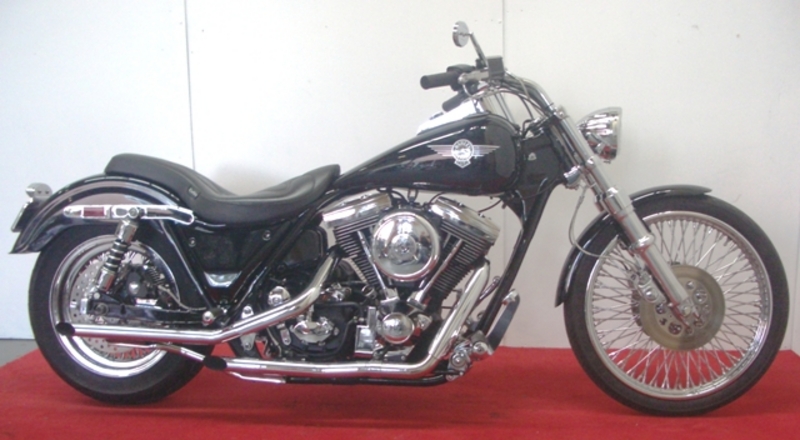 1982 HARLEY-DAVIDSON DYNA