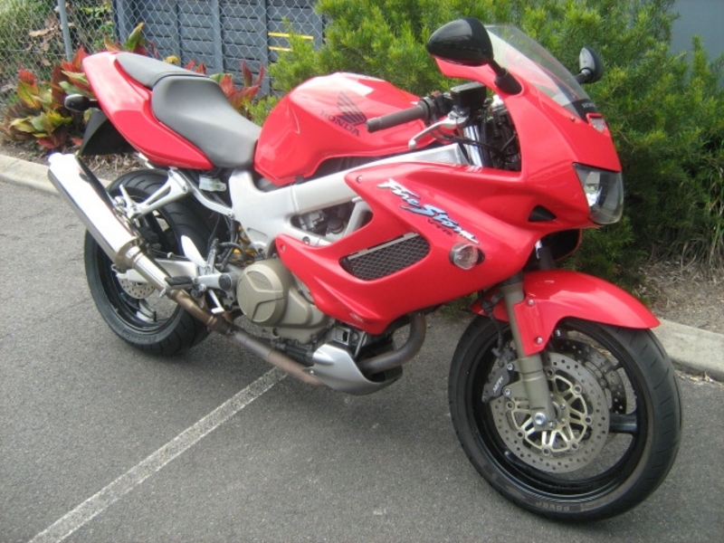 2005 HONDA VTR VTR1000F (FIRESTORM) 4