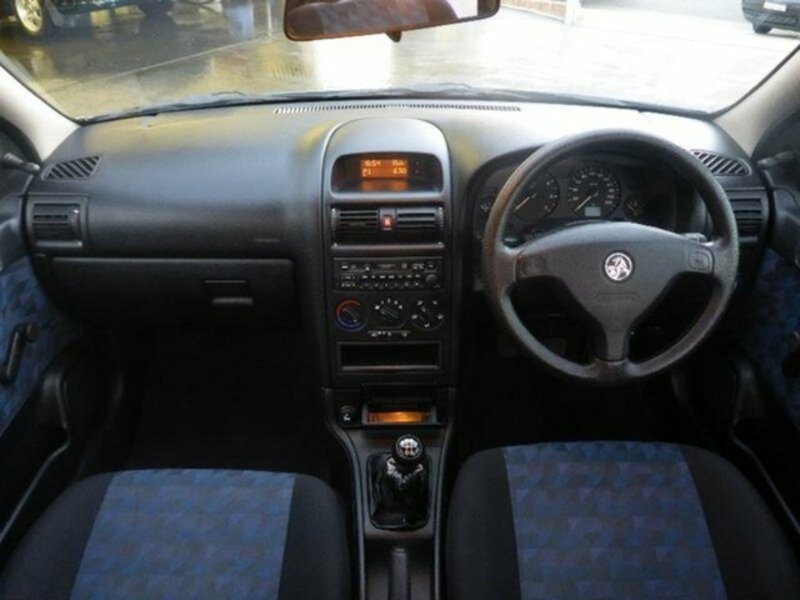 2001 HOLDEN ASTRA CITY TS