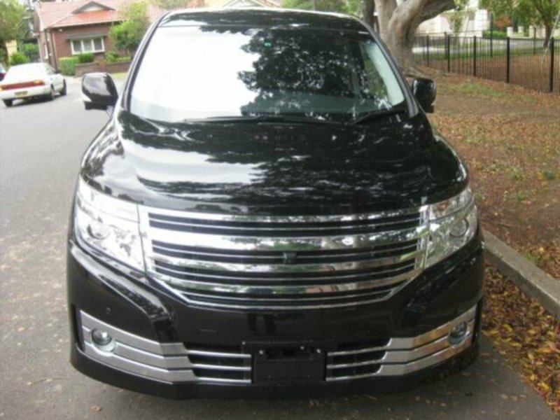 2011 NISSAN ELGRAND Rider