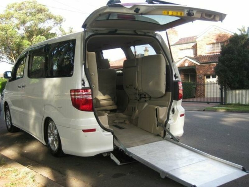 2006 TOYOTA Alphard sloper