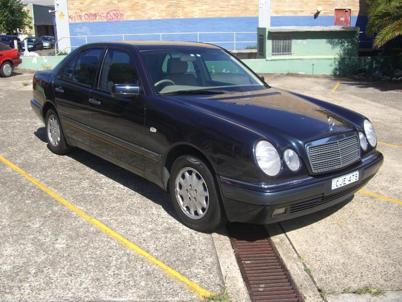 1999 MERCEDES-BENZ E240 ELEGANCE W210